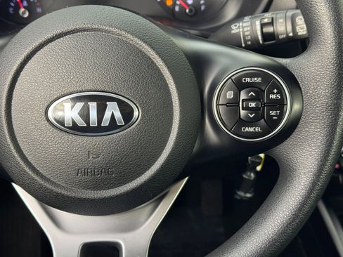 Used 2020 Kia Soul LX image 20