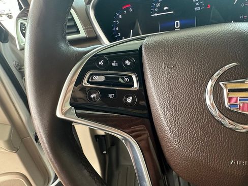 Used 2016 Cadillac SRX Premium image 18