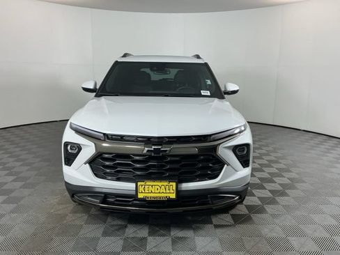 Used 2025 Chevrolet TrailBlazer ACTIV w/ Convenience Package AWD/4WD image 2