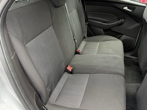 Used 2018 Ford Focus SE image 29