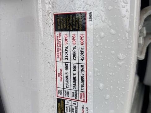 Used 2017 Nissan Pathfinder S AWD/4WD image 11