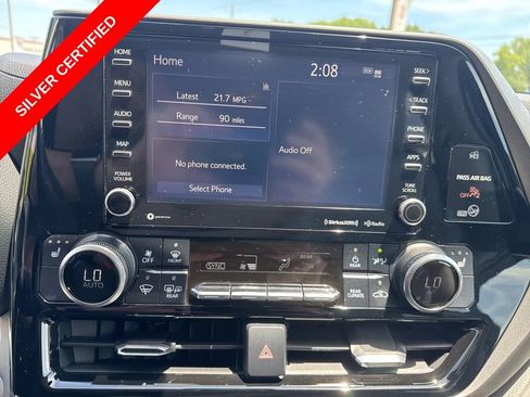 Certified 2020 Toyota Highlander XLE FWD image 13