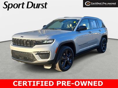 Used 2025 Jeep Grand Cherokee Limited w/ Black Appearance Package
