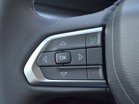 New 2026 Jeep Compass Limited image 17