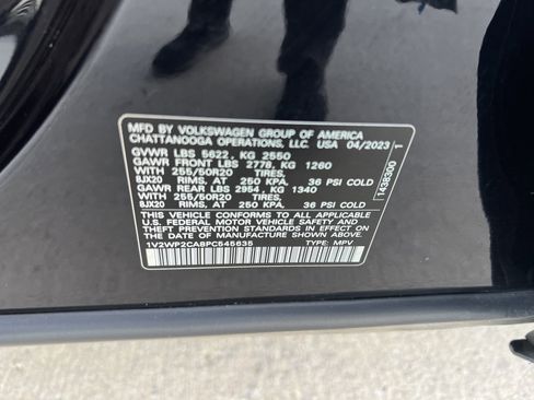 Used 2023 Volkswagen Atlas SE w/ Black Wheel Package image 32