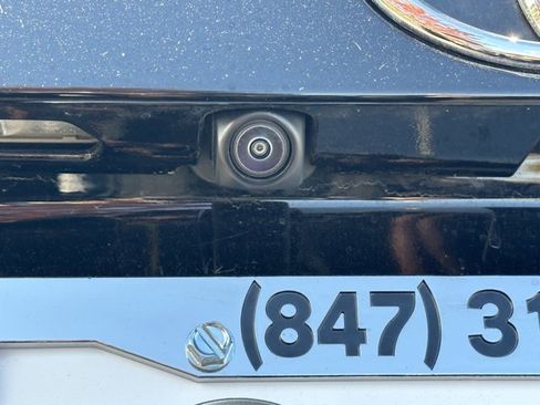 Used 2025 Toyota RAV4 XLE image 16