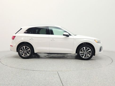 Used 2023 Audi Q5 2.0T Premium Plus w/ Premium Plus Package AWD/4WD image 4