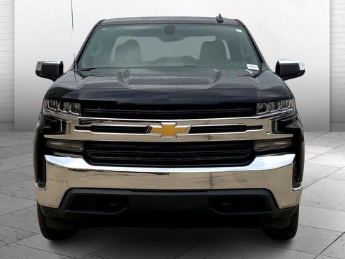 Used 2021 Chevrolet Silverado 1500 LT AWD/4WD image 2