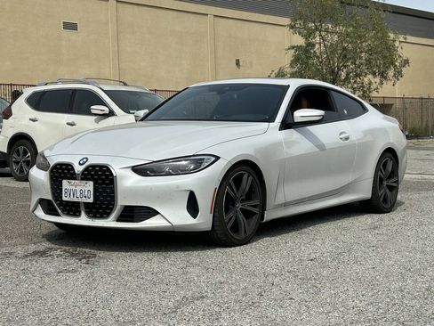 Used 2021 BMW 430i Coupe w/ Premium Package image 2