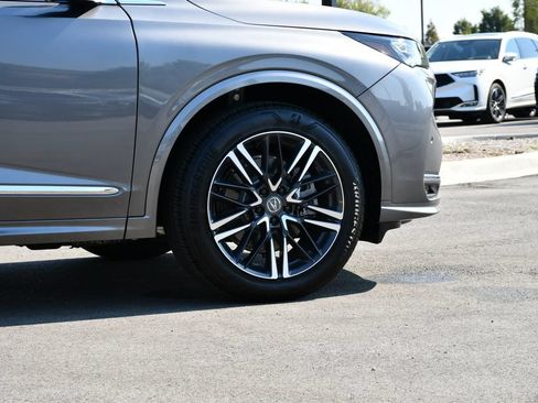 Certified 2026 Acura MDX w/ Advance Package AWD/4WD image 9