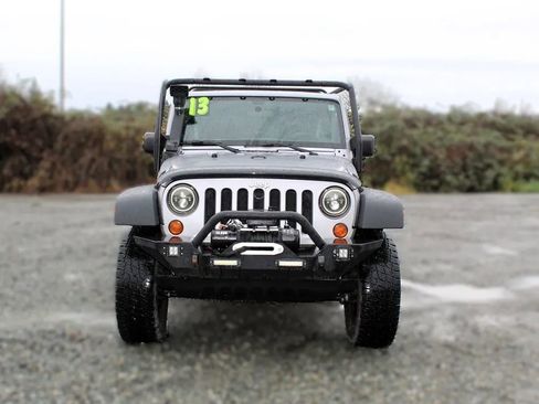 Used 2013 Jeep Wrangler Unlimited Sport AWD/4WD image 2