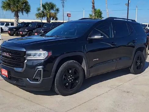 Used 2021 GMC Acadia AT4 w/ Technology Package AWD/4WD image 3