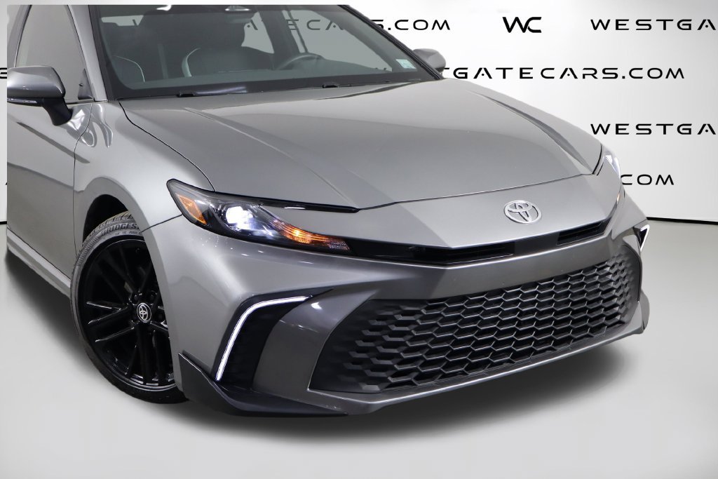 Used 2026 Toyota Camry SE FWD image 49