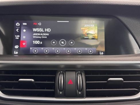 Used 2021 Alfa Romeo Stelvio Ti image 15