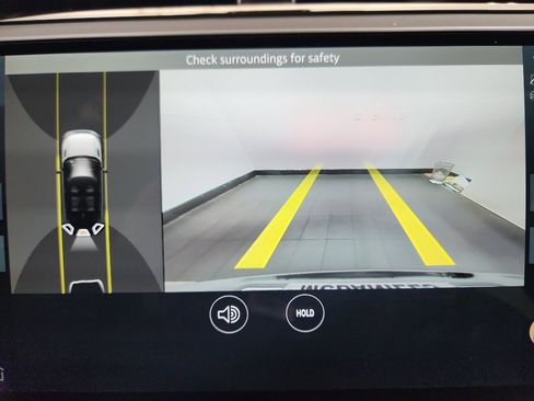 Used 2025 Land Rover Range Rover Evoque Dynamic SE image 24