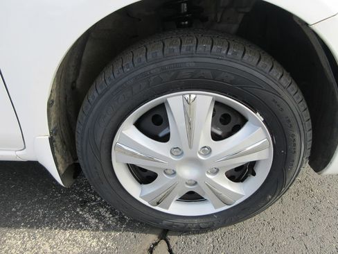 Used 2018 Nissan Versa S image 9