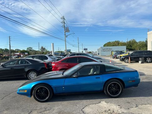Used 1994 Chevrolet Corvette Coupe RWD image 5