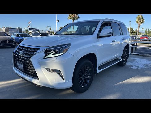 Used 2022 Lexus GX 460 Premium w/ Premium Package AWD/4WD image 2