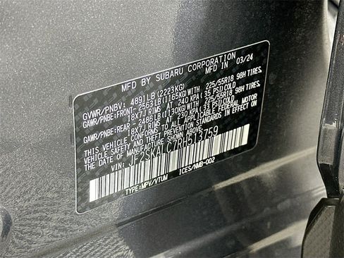 Used 2024 Subaru Forester Limited image 32