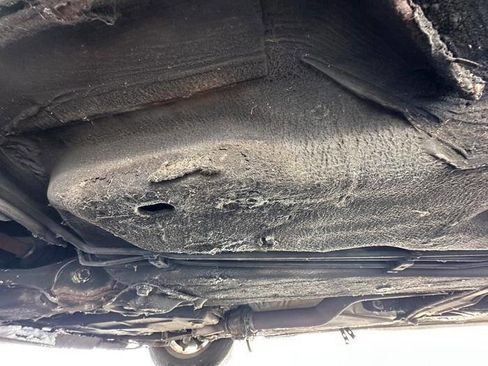 Used 2004 Volkswagen Passat GLS image 16