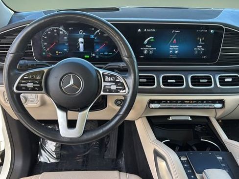 Used 2022 Mercedes-Benz GLS 450 GLS 450 image 9