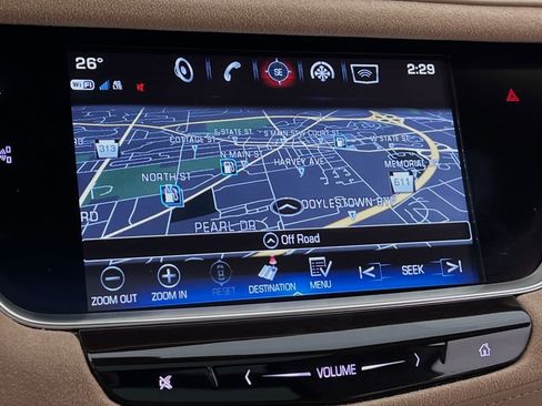 Used 2018 Cadillac XT5 Platinum w/ Driver Assist Package image 19