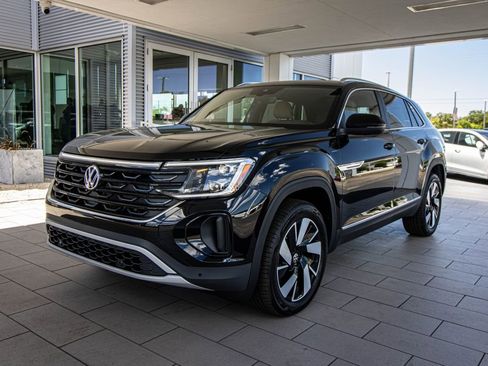 New 2026 Volkswagen Atlas Cross Sport SEL AWD/4WD image 13