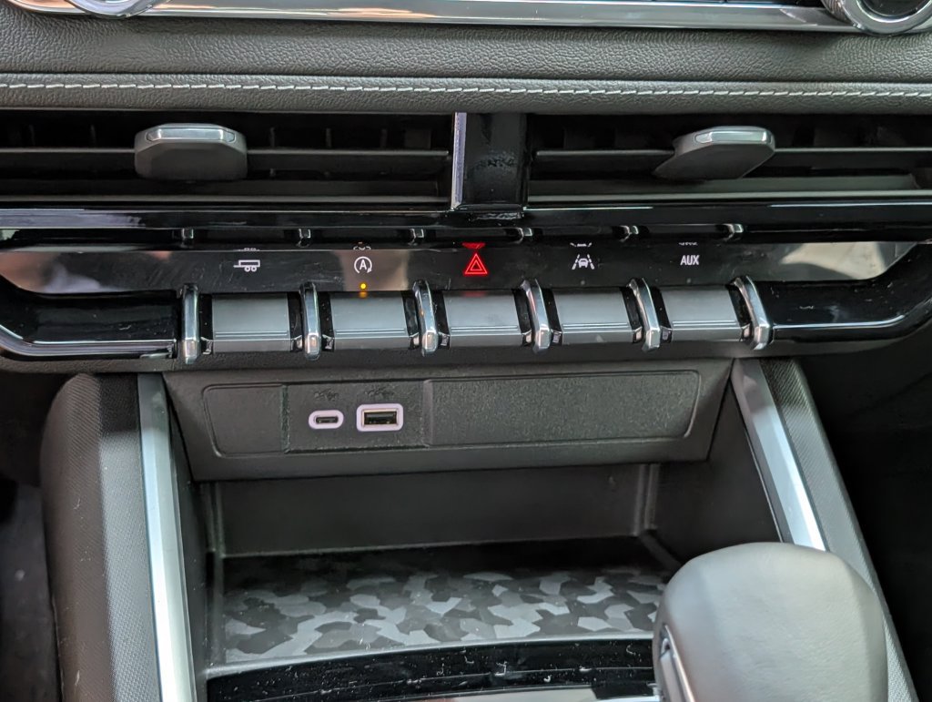 New 2026 Chevrolet Colorado LT w/ Advanced Trailering Package RWD image 21