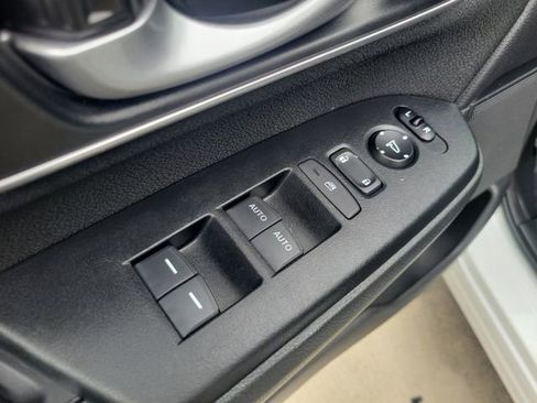 Used 2022 Honda CR-V EX-L image 13