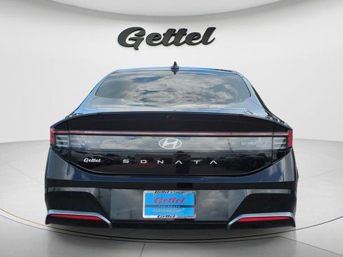 Certified 2024 Hyundai Sonata SEL FWD image 6