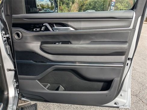 New 2024 Jeep Grand Wagoneer Series II w/ Quick Order Packagew 28T image 32