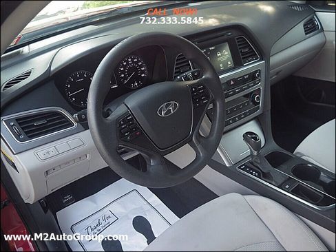 Used 2016 Hyundai Sonata SE image 7