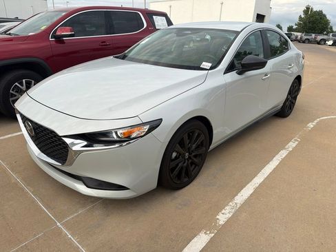 Used 2024 MAZDA MAZDA3 s FWD image 1