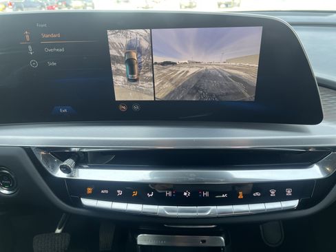 Used 2024 Cadillac Lyriq Luxury w/ LPO, Floor Liner Package image 33