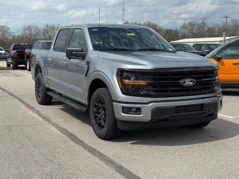 New 2026 Ford F150 XLT w/ Equipment Group 302A MID AWD/4WD image 2