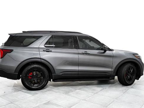 Certified 2026 Ford Explorer ST w/ Sun And Sound Package AWD/4WD image 6