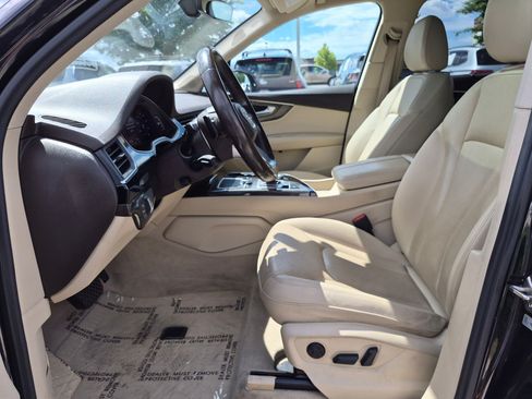 Used 2018 Audi Q7 3.0T Premium Plus AWD/4WD image 17