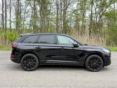 Used 2023 Lincoln Corsair Reserve w/ Equipment Group 202A AWD/4WD image 7