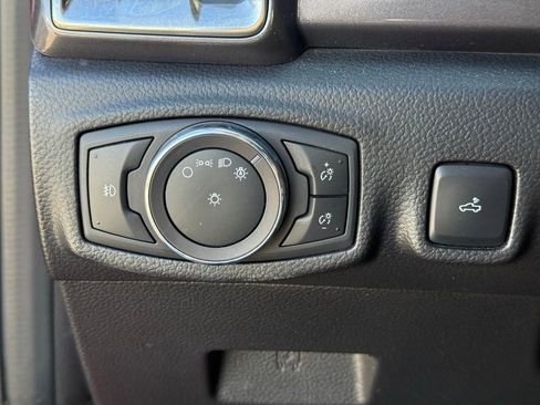 Used 2019 Ford Ranger Lariat w/ Equipment Group 501A Mid image 17