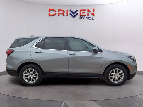 Used 2024 Chevrolet Equinox LT image 6