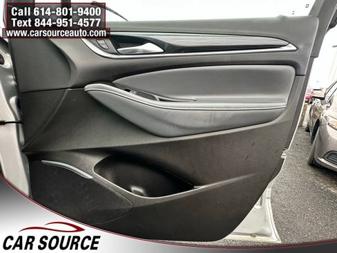 Used 2019 Buick Enclave Essence AWD/4WD image 24