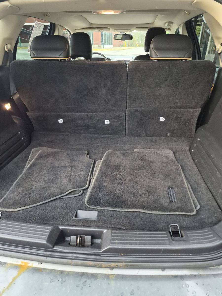 Used 2010 Lincoln MKX AWD image 38