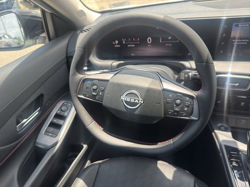 New 2026 Nissan Sentra SR FWD image 15