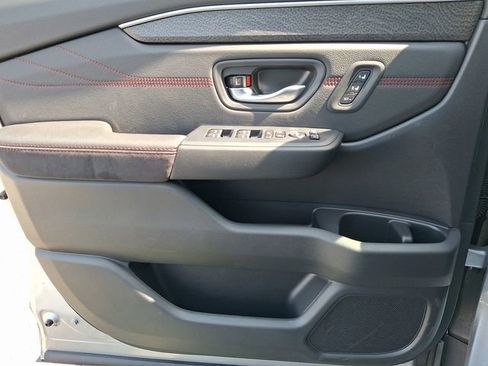New 2026 Honda Pilot Black Edition image 21