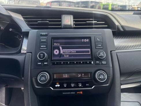 Used 2018 Honda Civic Sport image 17