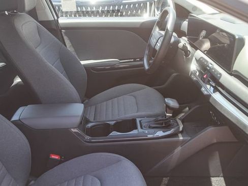 Certified 2025 Kia K4 GT-Line Turbo FWD image 18