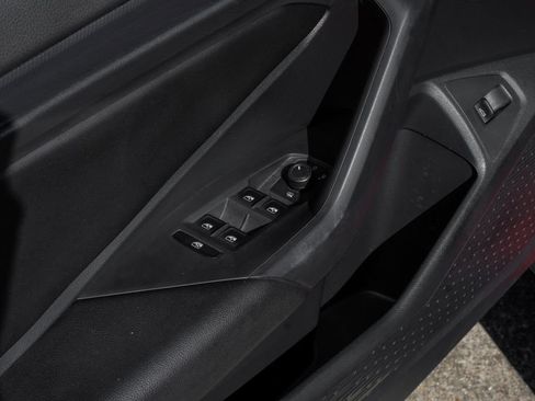 Used 2019 Volkswagen Jetta GLI Autobahn FWD image 46
