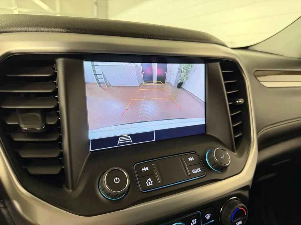 Used 2022 GMC Acadia SLE w/ Driver Convenience Package AWD/4WD image 24