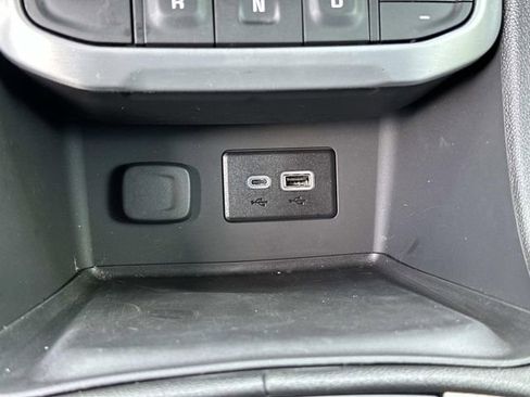 Used 2023 GMC Acadia SLE w/ Driver Convenience Package AWD/4WD image 22