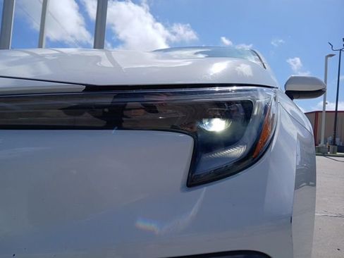 Used 2024 Toyota Corolla SE image 4